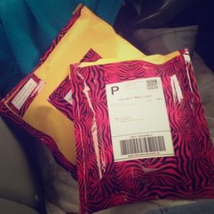 Woohoo!!!! Snow doesn't stop me from shipping!!!!