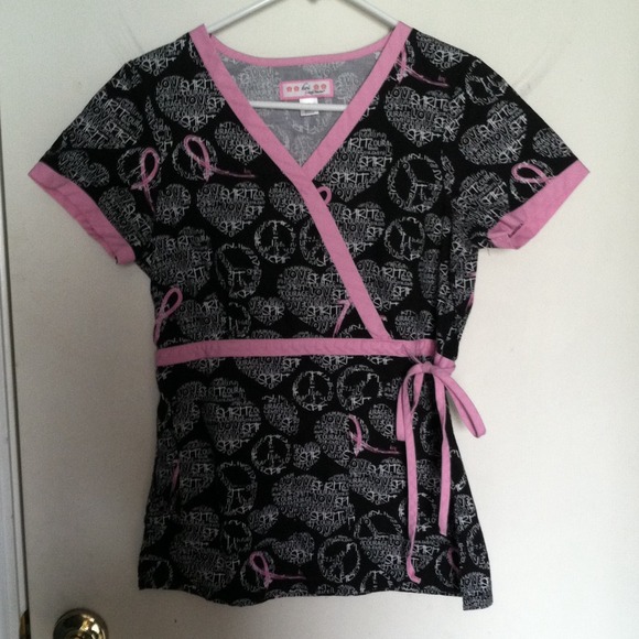 Cute scrub top!