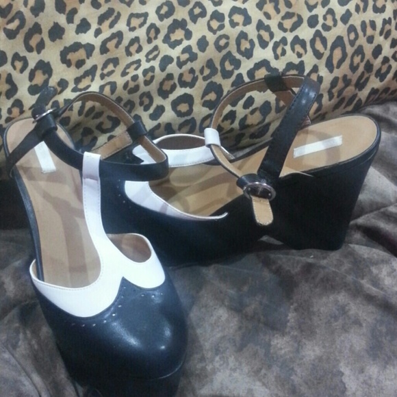 Urban outfitters wedges