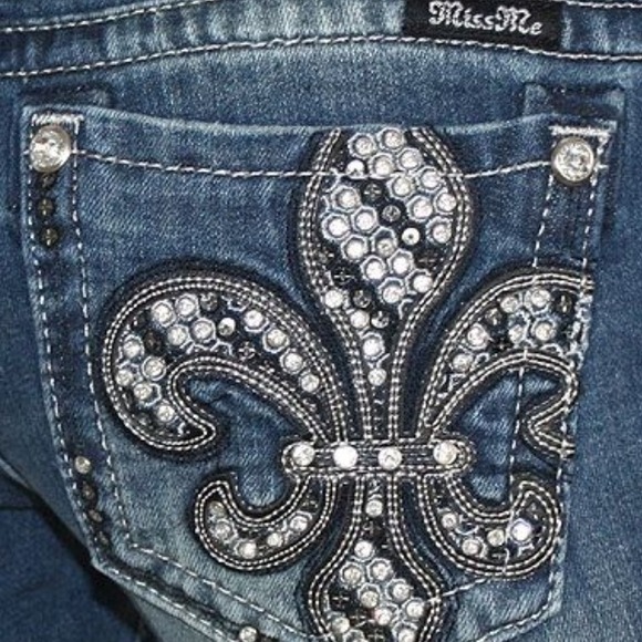 SOLD!!!! Miss me jeans Skinny  sz 30x31 NWT