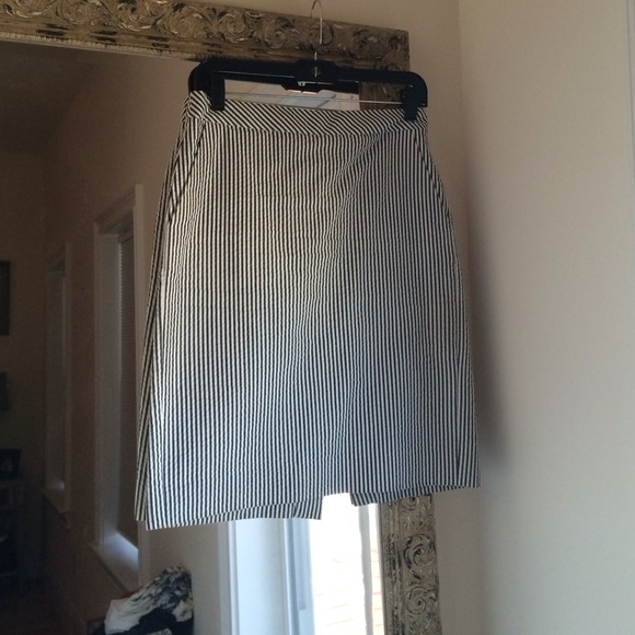 J. Crew seersucker skirt size 2