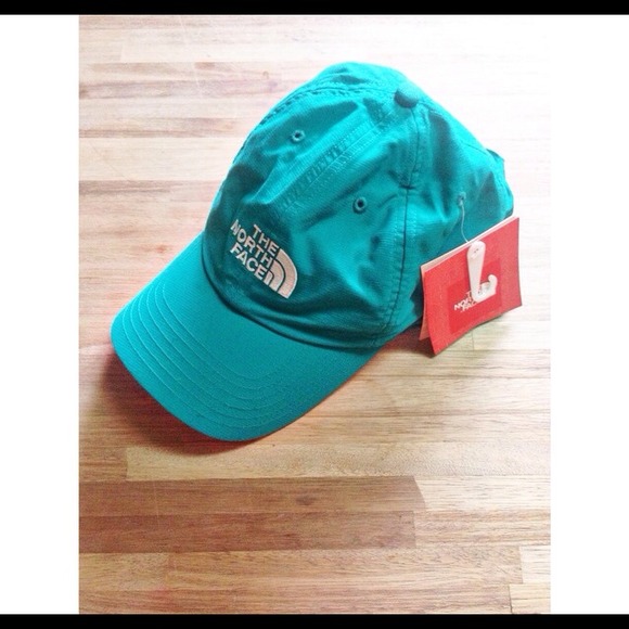 North Face Hat NWT