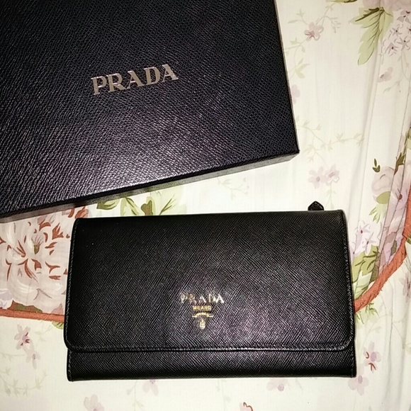 Prada saffiano long wallet