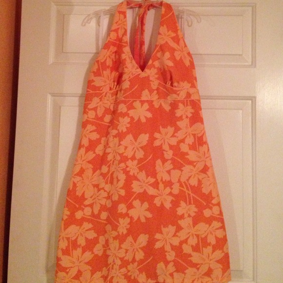 ❗️SOLD❗️Old Navy Reversible halter dress.