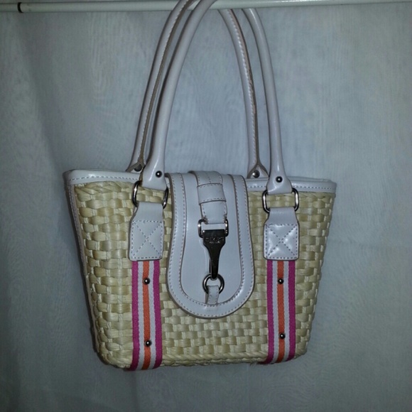 Chaps handbag in like new condition