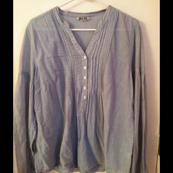 Converse shirt