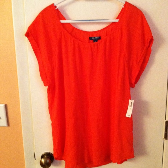 Cute cool tops for summer