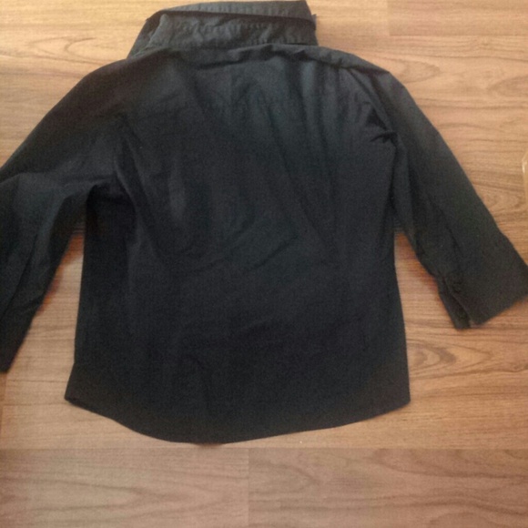 Black top - Picture 4 of 4