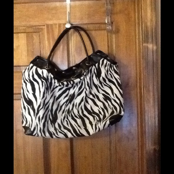 Extra Large Zipper Print Bag