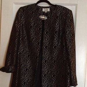 LeSuit knee length topper