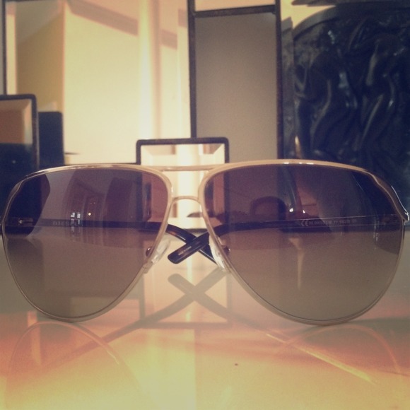 Diesel Metal Aviator Sunglasses