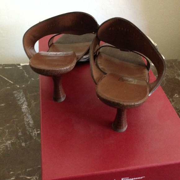 Salvatore Ferragamo Sacha 0337271 Fieno Calf skin - Picture 2 of 4