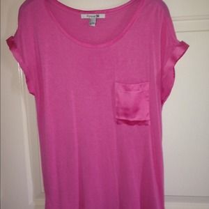 Forever 21 Pink Tshirt