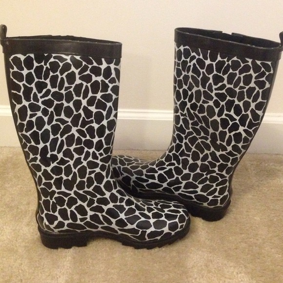 Rain boots
