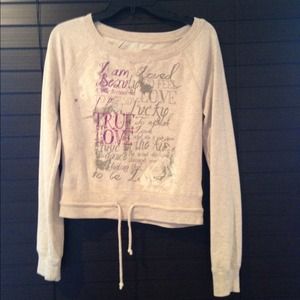 Beige short cut sweater