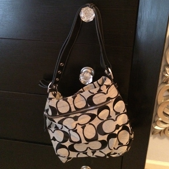 💯Authentic Coach! - Picture 2 of 3