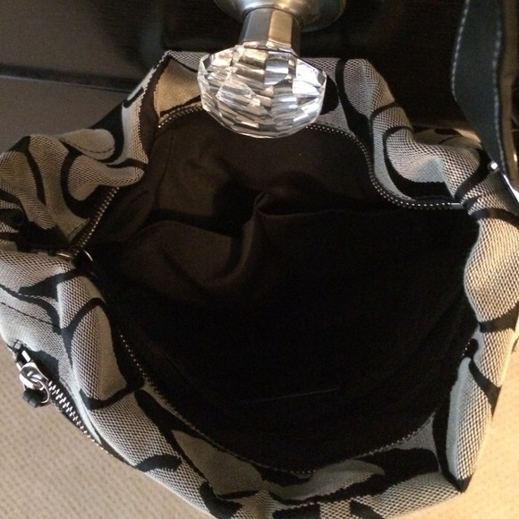 💯Authentic Coach! - Picture 3 of 3