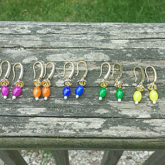 2X ⭐️ HOST PICK ⭐️ Elegant CZ pearl earrings - Picture 4 of 4