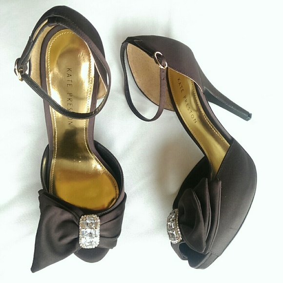 HP!!! Kate Preston brown heels - worn once!
