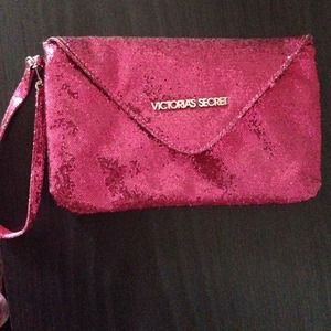 ❌💥tradedPink Victoria's Secret clutch