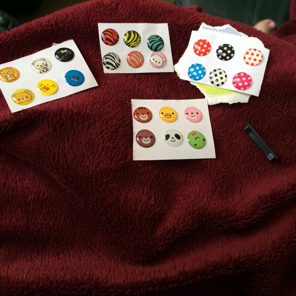 Dust plugs for the iPhone/iPod - Picture 3 of 3