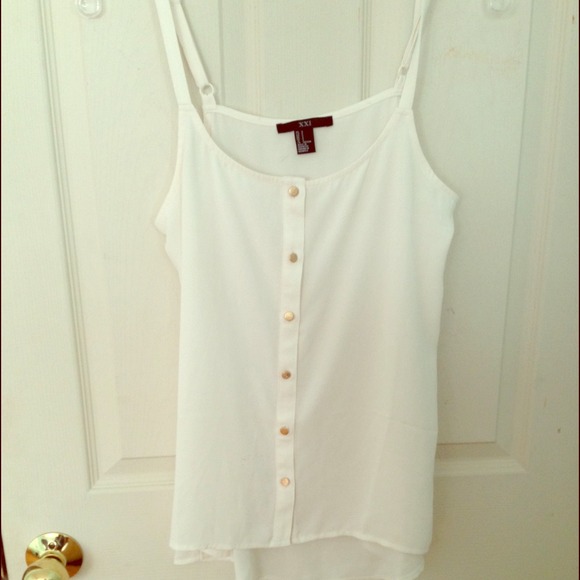 White flowy blouse