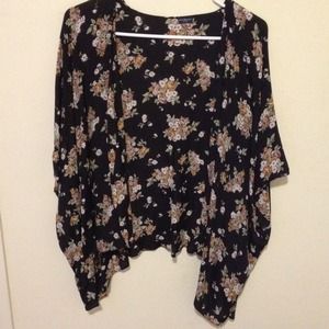 RESERVED FLORAL KIMONO BRANDY MELVILLE