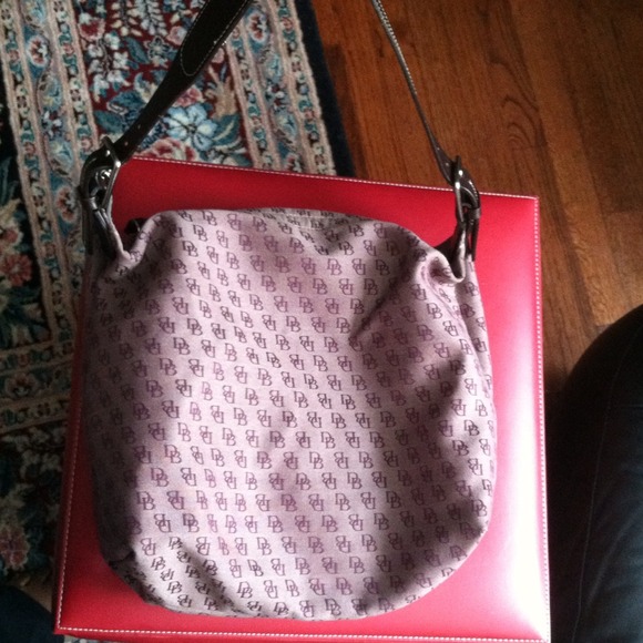 Dooney and Burke purple tote - Picture 2 of 4