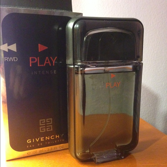 Givenchy "play" perfume