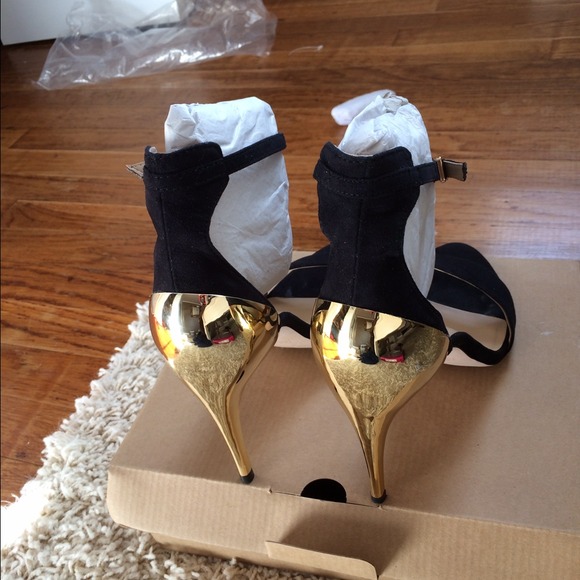 Zara heels worn once great condition