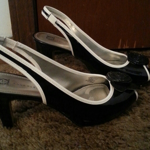 Black and White Anne Klein peeptoe heels