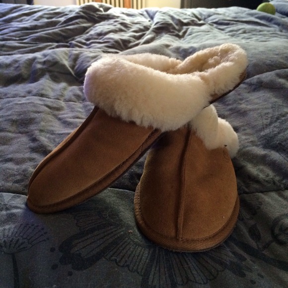 🔶 Ugg Slippers 🔶