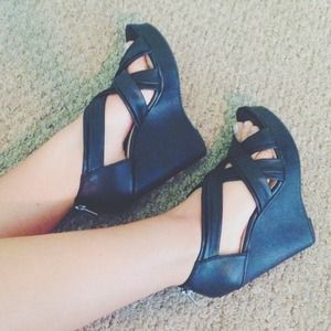 Strappy black wedges