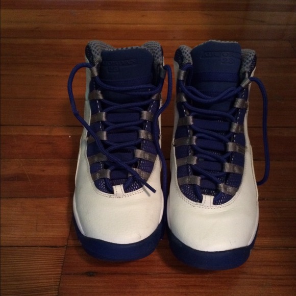 Royal blue 10's
