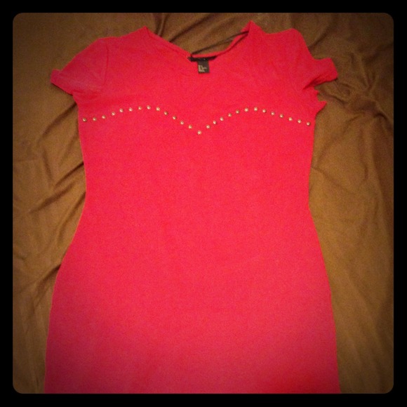 Short red H&M dress