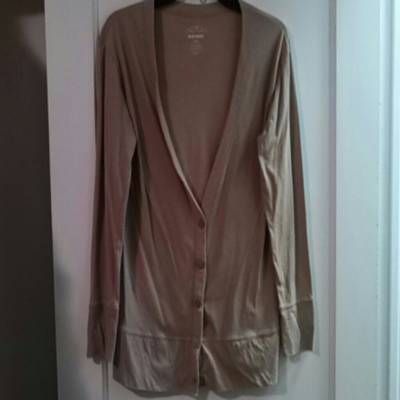••SOLD IN BUNDLE!••Old Navy Cardigan