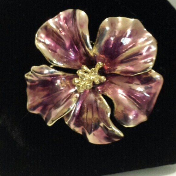Jones New York Brooch