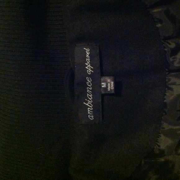 Black ambiance apparel jacket - Picture 3 of 3