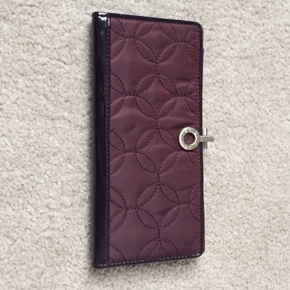 🌸Vera Bradley Wallet🌸 - Picture 1 of 3