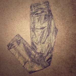 Rock & Republic Snakeskin printed pants