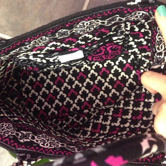 SOLD‼️‼️‼️‼️ Vera Bradley handbag - Picture 2 of 4