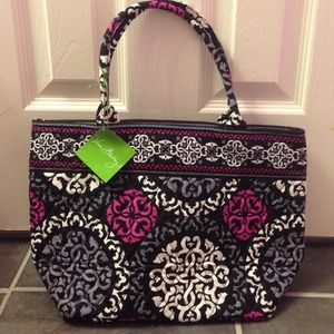 SOLD‼️‼️‼️‼️ Vera Bradley handbag