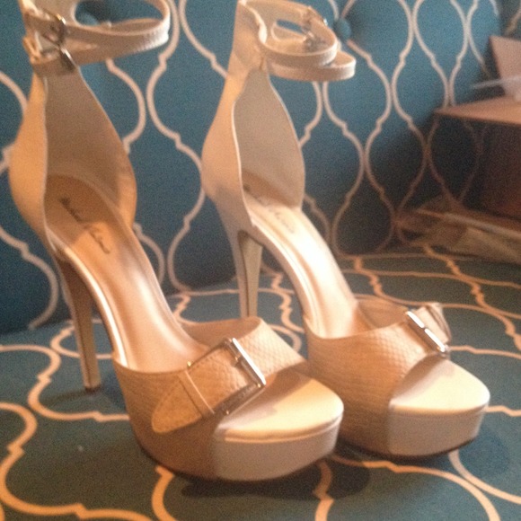 Michael Antonio heels size 8 worn once