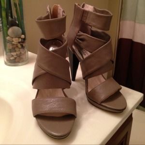 🚫🚫🚫🚫HOLD🚫🚫🚫🚫