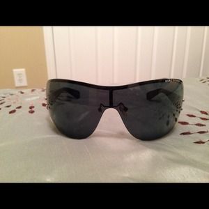 HOLD🚫🚫🚫🚫🚫🚫