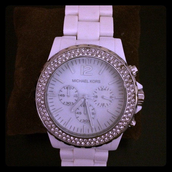 Michael kors watch ( worn it twice)