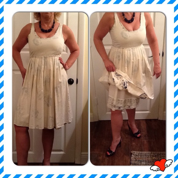 Additional pics of anthropologie sundress - Picture 2 of 3