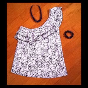 SOLD! Old Navy one shoulder ruffled top