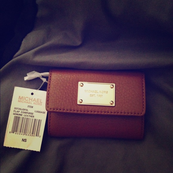 Micheal Kors coin purse/ ID holder