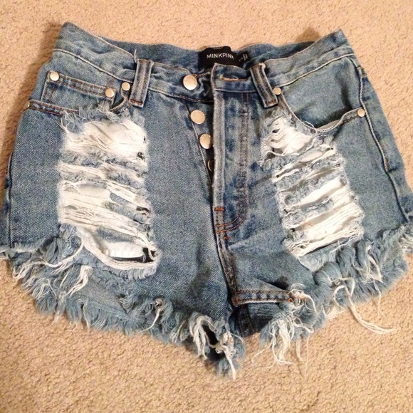 High waisted shorts  ✨